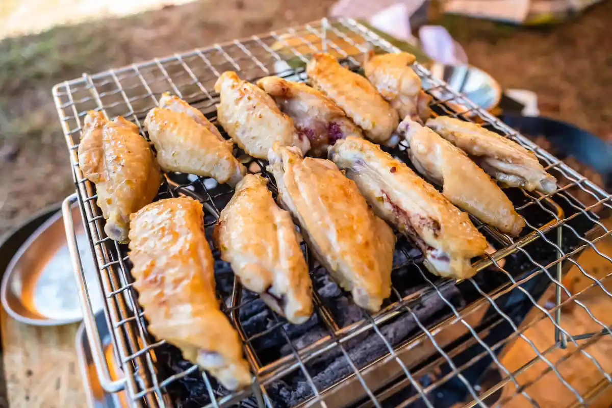 網で焼く手羽中
